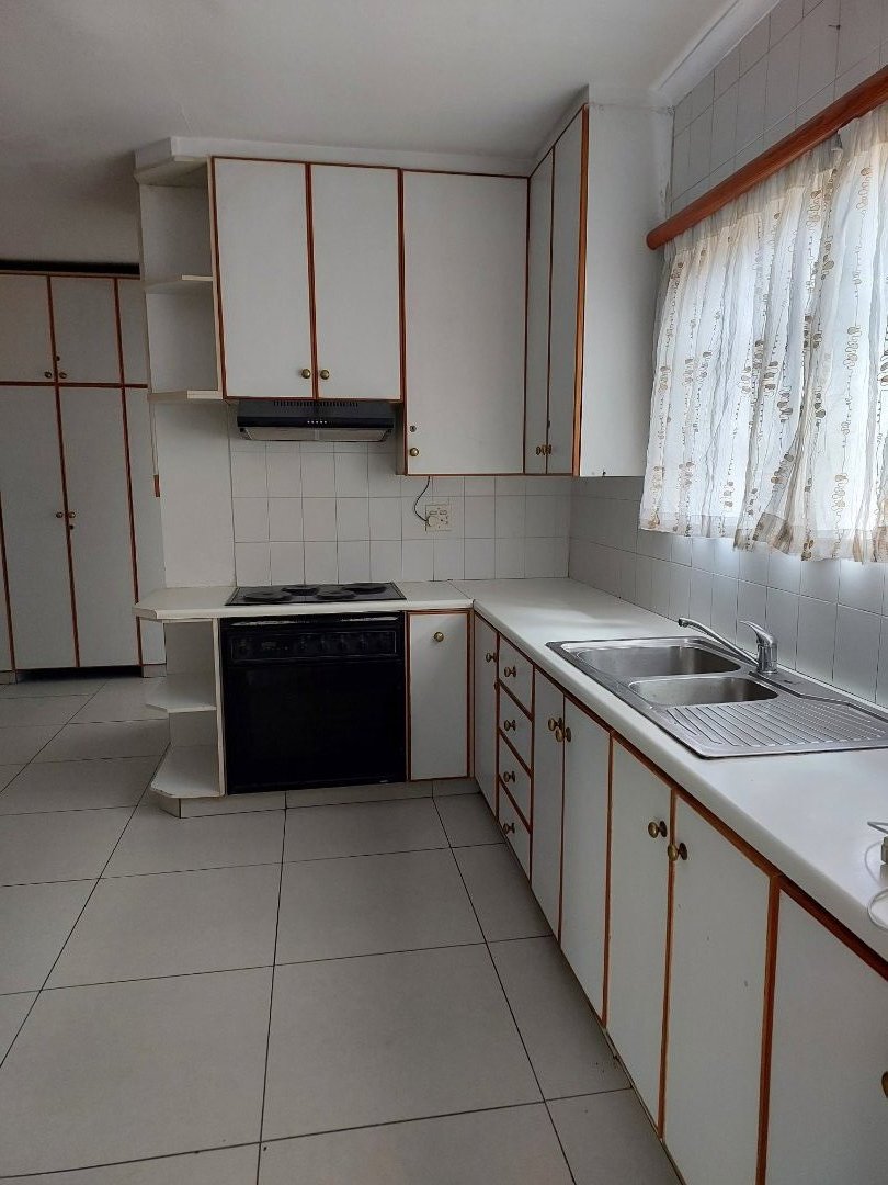3 Bedroom Property for Sale in Uitenhage Upper Central Eastern Cape